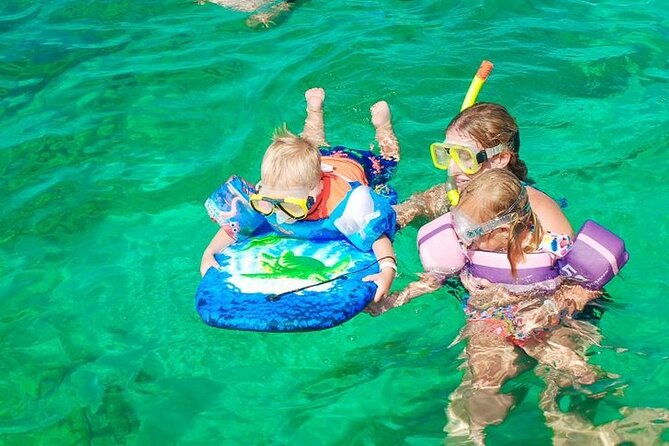 catamaran-tour-in-bavaro-punta-cana-snorkeling-experience