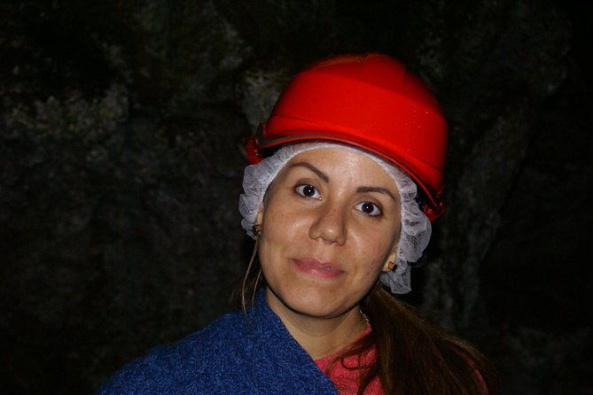 cave-tour-in-terceira-2