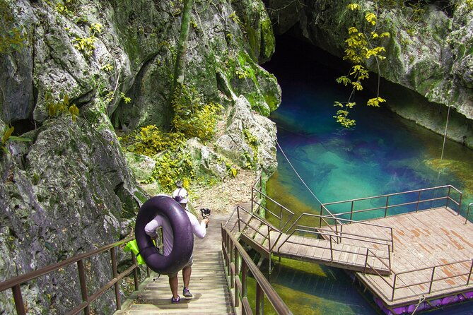 cave-tubing-from-san-ignacio-2
