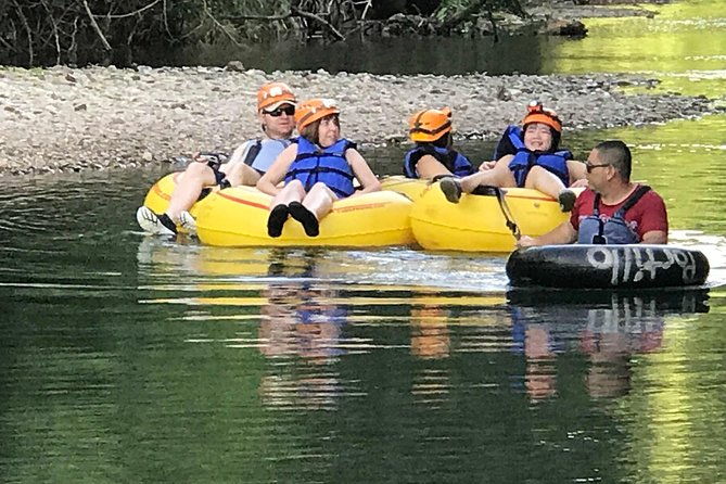 cave-tubing-xunantunich