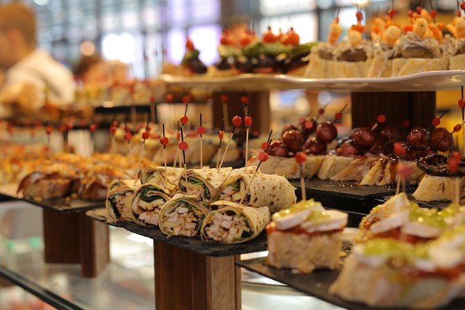certal-exclusive-tour-la-ribera-market-gastrobars-bilbao-3h-2