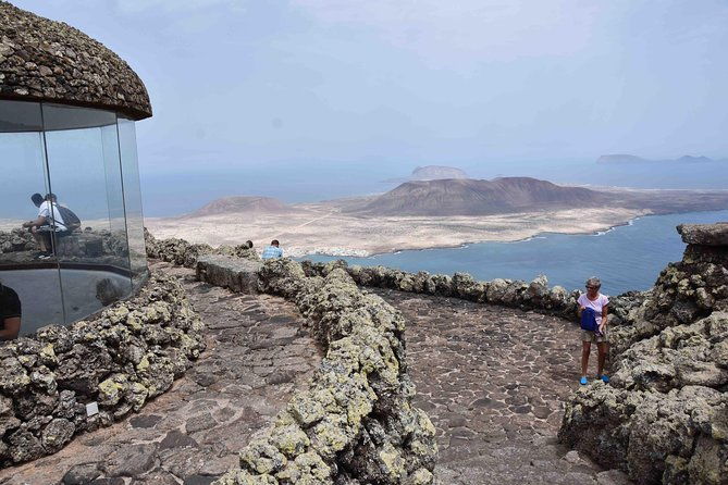 cesar-manrique-artworks-jameos-and-cuevas