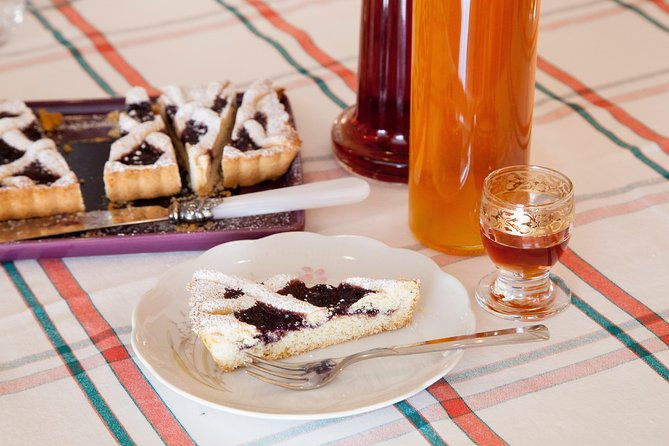 cesarine-dining-cooking-demo-at-locals-home-in-alberobello