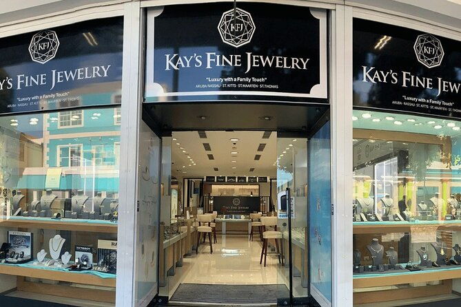 champagne-and-diamond-shopping-experience-in-downtown-bahamas