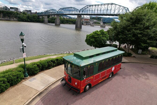 chattanooga-city-trolley-tour-with-coker-automotive-museum-visit
