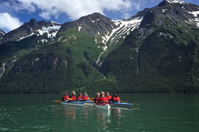 chilkoot-lake-kayaing-departing-from-haines-2