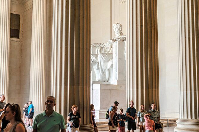 city-monuments-cherry-blossom-tour-with-optional-entry-tickets