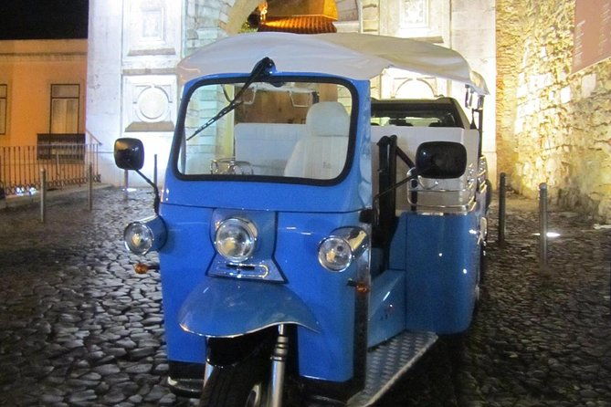 city-of-neighborhoods-tour-1h-30m-private-tour-by-tuk-tuk