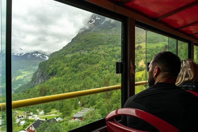 city-sightseeing-geiranger-hop-on-hop-off-bus-tour