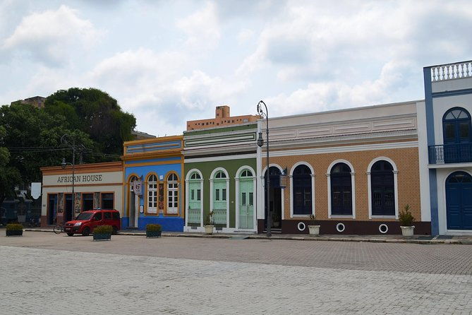 city-tour-in-manaus-at-the-amazonas-theatre-and-matriz-square