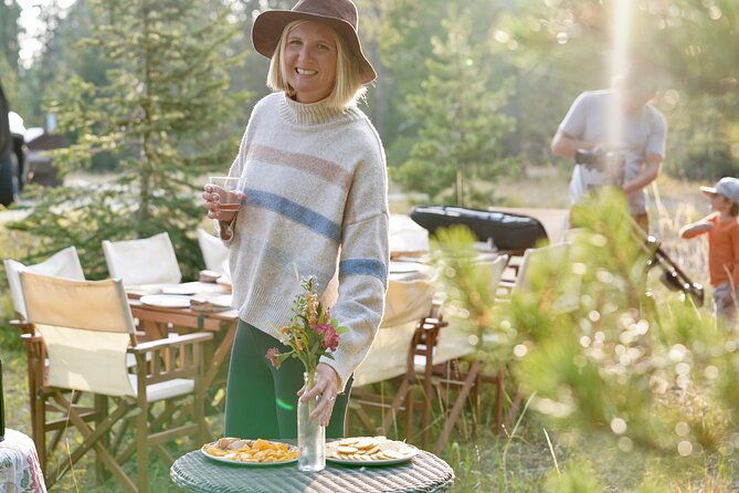 classic-yellowstone-national-park-lower-loop-picnic-lunch-tour