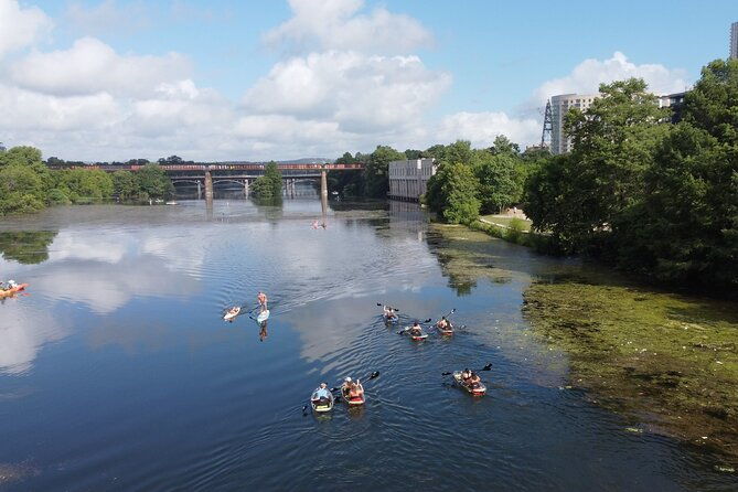 clear-kayak-tour-at-ladybird-town-lake-in-austin