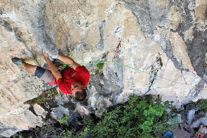 climbing-and-yoga-course-in-rodellar-huesca
