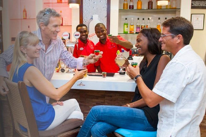 club-mobay-sangster-airport-vip-lounge-with-priority-entry