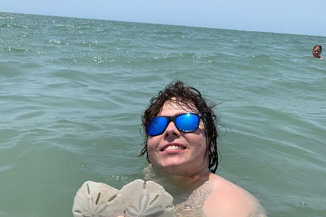 coastal-excursion-sunset-cruise-sand-dollars-sea-shells-horses