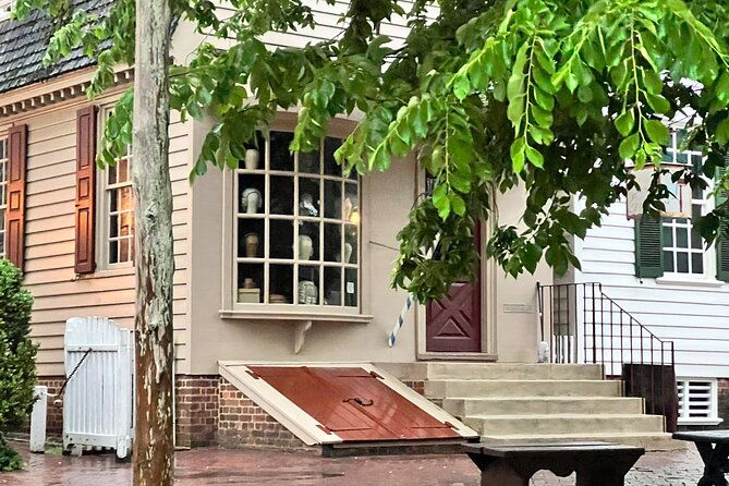 colonial-history-tour-in-williamsburg-virginia