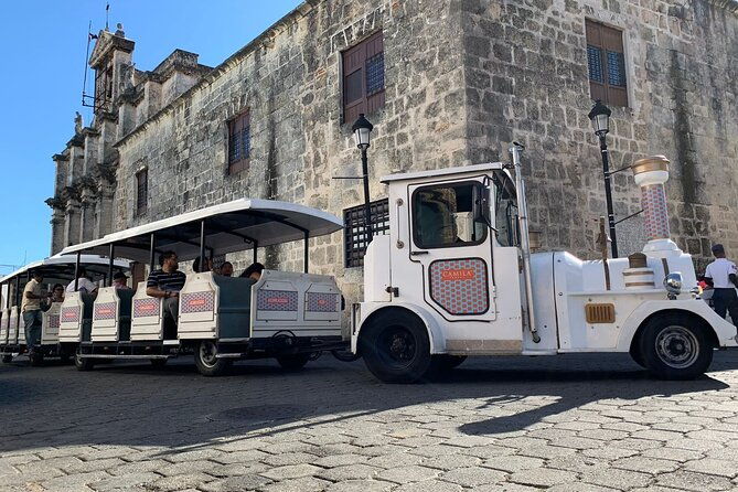 colonial-zone-train-45-minutes-of-history-and-culture-in-santo-domingo