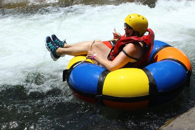 combo-adventure-canopy-tour-tubing-and-hot-springs-coco-beach