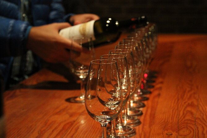 cordoba-sunset-local-wine-cheese-tasting