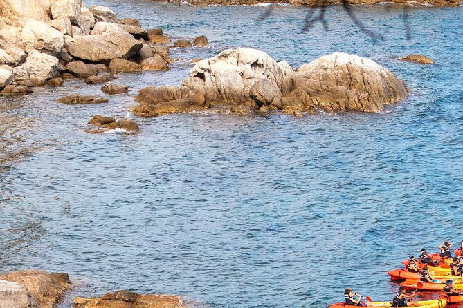 costa-brava-guided-kayak-and-snorkeling-excursion-in-playa-de-aro