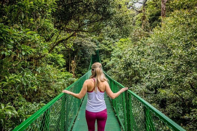 costa-rica-pura-vida-8-days-and-7-nights-minimum-2-people