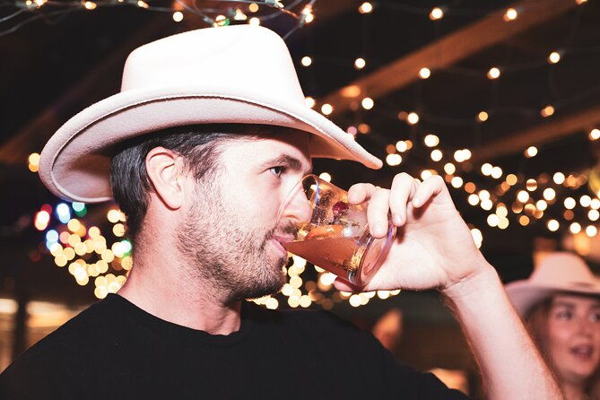 cowboy-pub-crawl-cowboy-hats-trivia-drinks-line-dancing-bulls