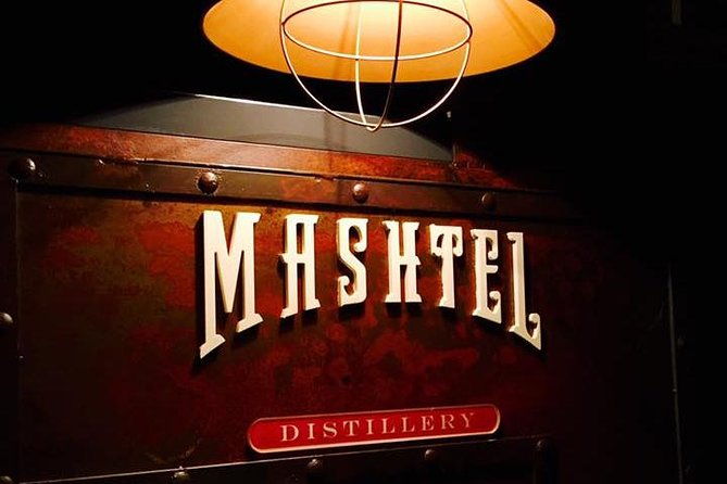 craft-gin-and-exclusive-brandies-in-unique-distillery-2