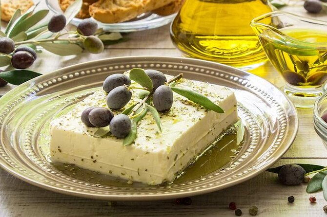 cretan-flavors-cooking-lessons-and-wine-tasting-small-group-2