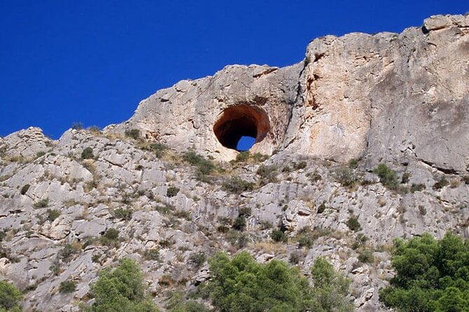 cueva-canelobre-and-village-busot-tour-with-transport-from-alicante