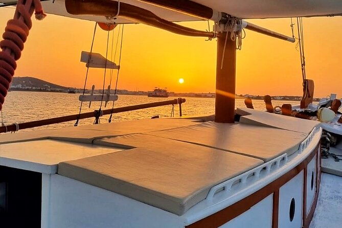 daily-boat-trip-antiparos-despotico-2