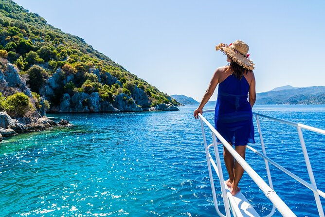 daily-boat-trip-in-bodrum-with-lunch