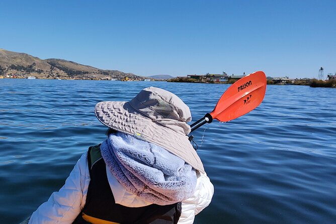 day-kayaking-at-southern-uros-islands-local-lunch