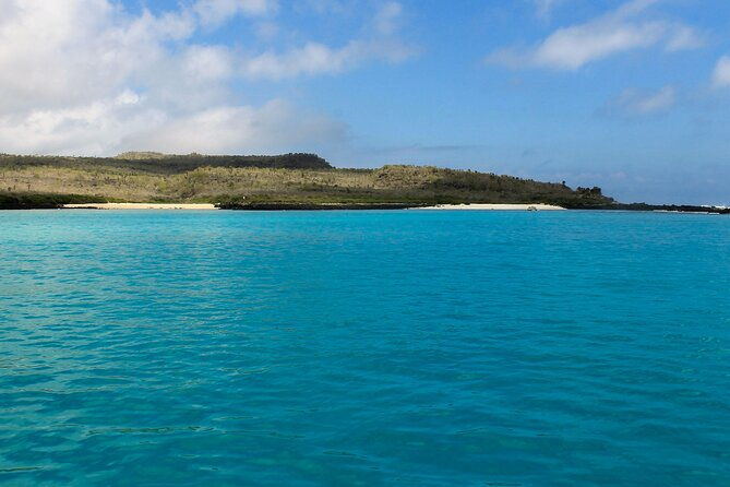 day-trip-to-santa-fe-island-from-puerto-ayora