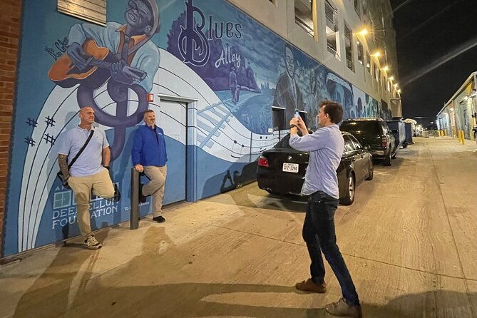 deep-ellum-foodie-lovers-tour-with-food-tours-of-america