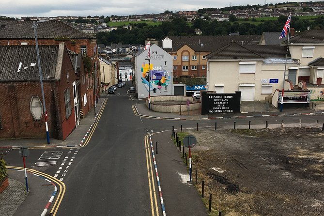 derrie-danders-highlights-of-the-walled-city-a-self-guided-audio-tour