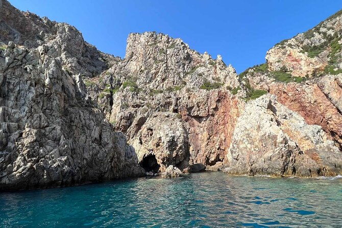 dinghy-tour-to-buggerru-in-southern-sardinia