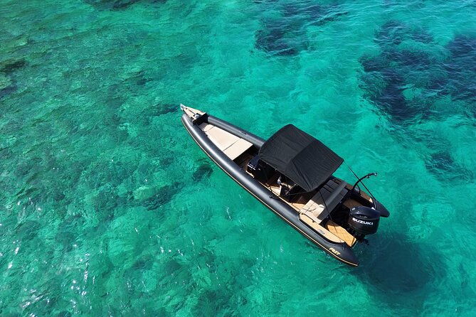 discover-hidden-gems-around-paros-private-boat-tour