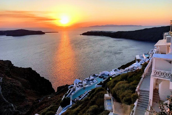 discover-local-santorini-wine-tasting