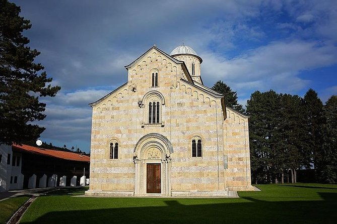 discover-peja-and-rugova-half-day-tour