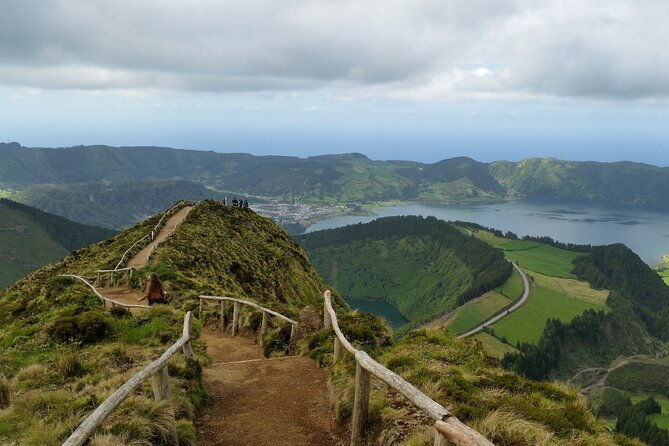 discover-sao-miguel-full-day-fogo-and-sete-cidades-with-lunch-5