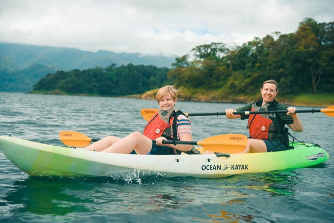 discover-the-beauty-of-arenal-lake-on-a-guided-kayaking-tour