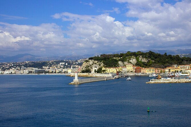 discovery-of-the-city-of-nice-by-electric-mehari