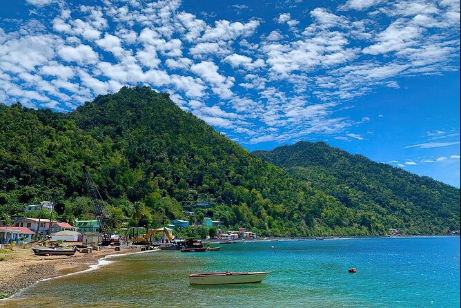 dominica-indian-river-discovery-beach-stop