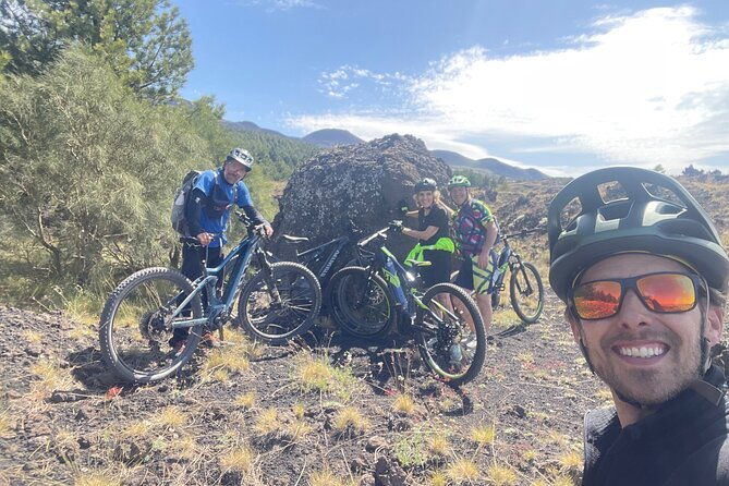 e-bike-excursion-on-etna