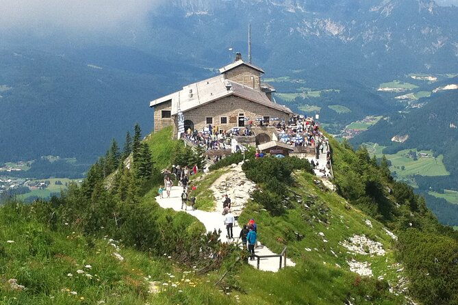 eagles-nest-berchtesgaden-obersalzberg-private-half-day-wwii-historical-tour