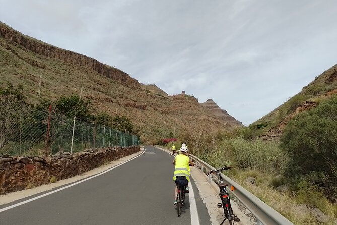 electric-bike-panoramic-south-coast-tour-optional-fishing-tapas