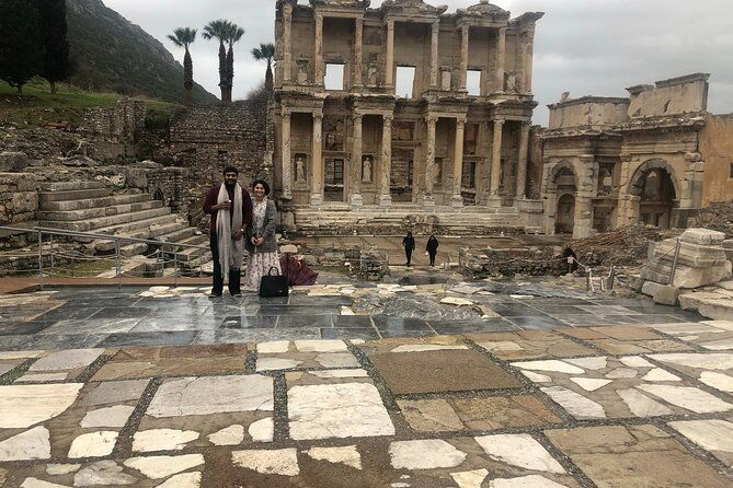 ephesus-and-terrace-houses-tour-from-izmir-cruisers-only-2