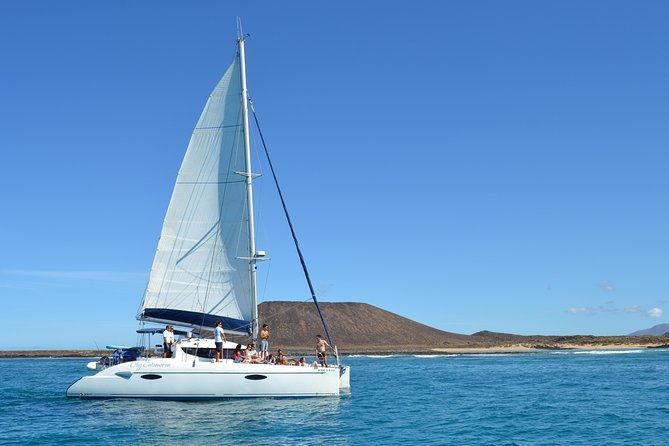 exclusive-sailing-catamaran-experience-to-lobos-island-with-lunch-and-drinks
