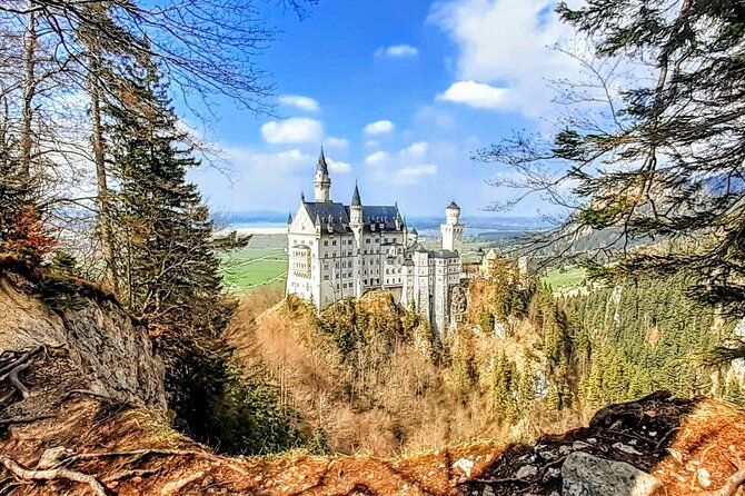 exclusive-skip-the-crowds-neuschwanstein-and-linderhof-castle-tour-from-munich-incl-tickets-2