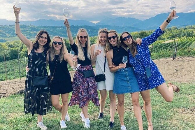 exclusive-tour-of-the-vineyards-with-visit-to-the-cellar-2